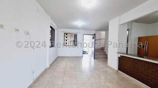 House for Rent in Vista Alegre - 3 bedrooms