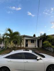 Bathroom with shower sink and toilet Monterregio Arraiján house for rent Panama