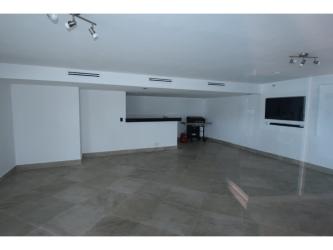 3BR Condo PH Crystal Blue Hato Pintado Vía España