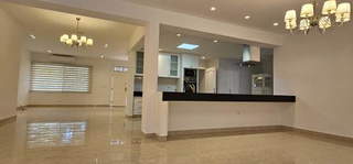 House for Rent in Howard - 5 bedrooms